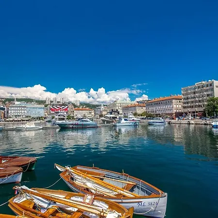 Atelier Апартаменты